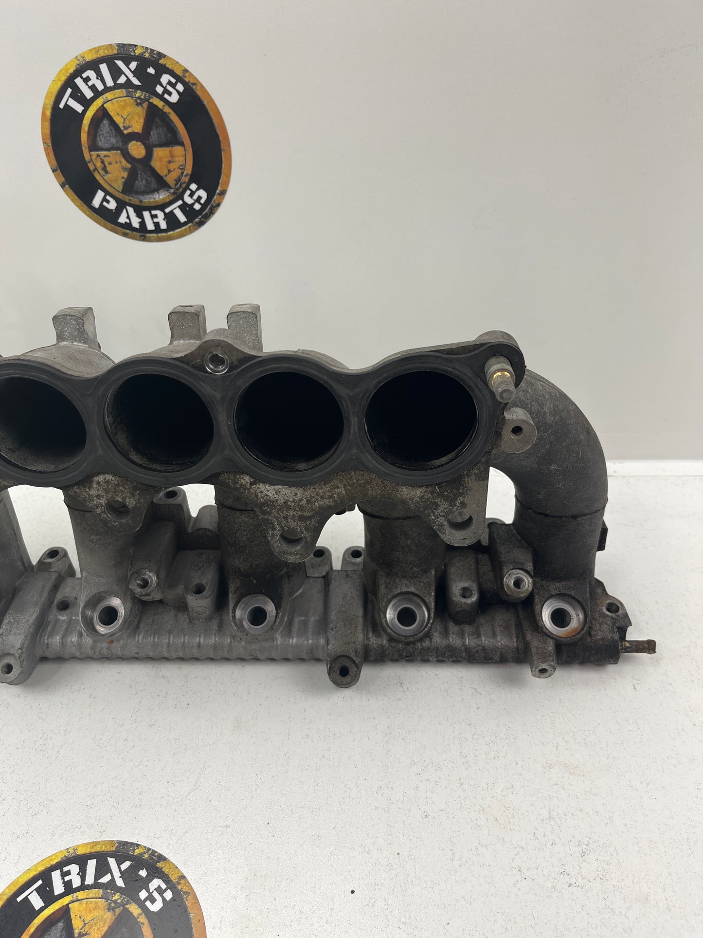 Used Bottom Bare Intake Manifold to Suit RB25DET and RB25DE Engines