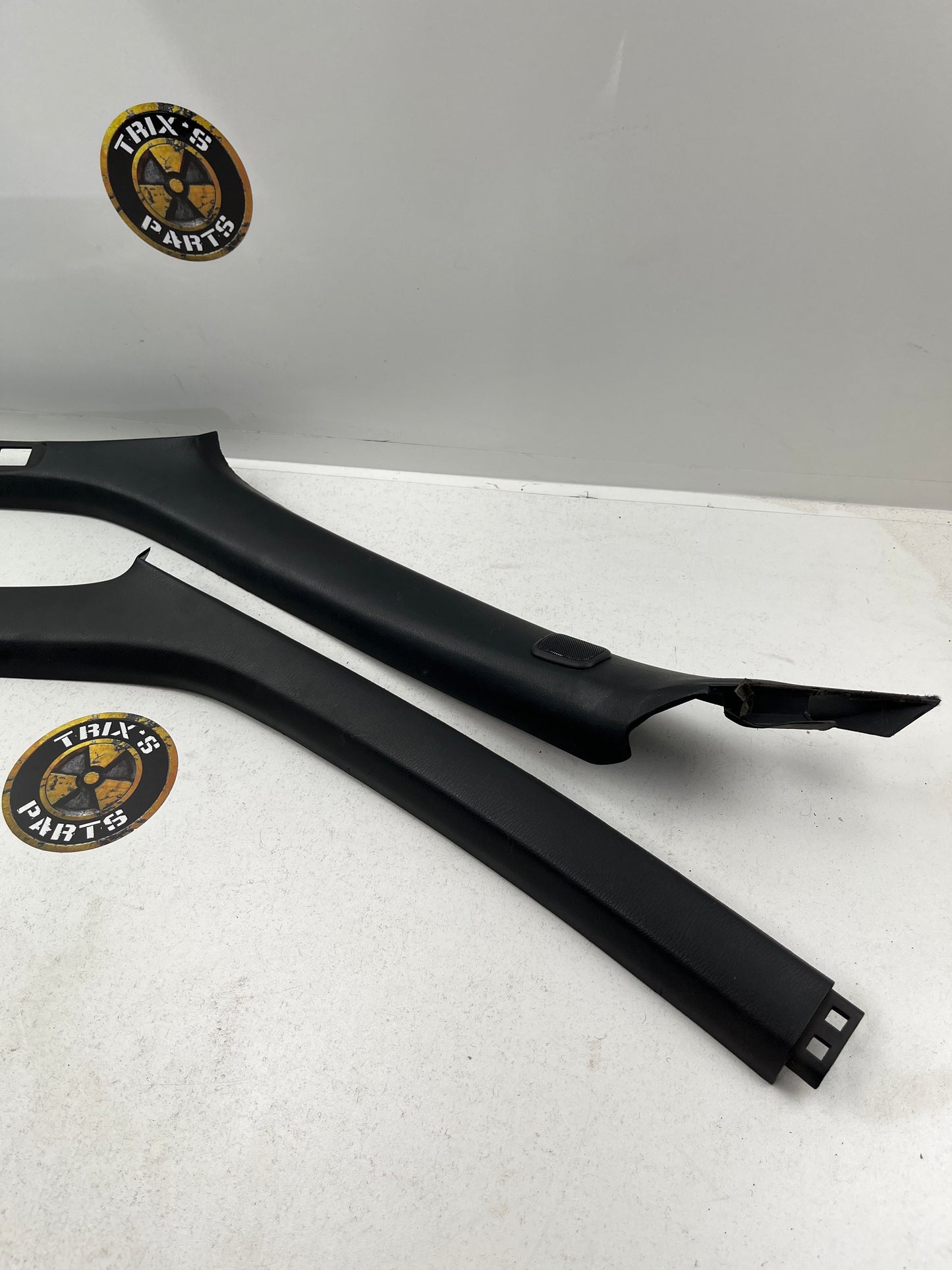 RARE Factory Option A Pillar Trim with Factory Tweeters Pair R33 Skyline Coupe, Mint Condition - Grade A