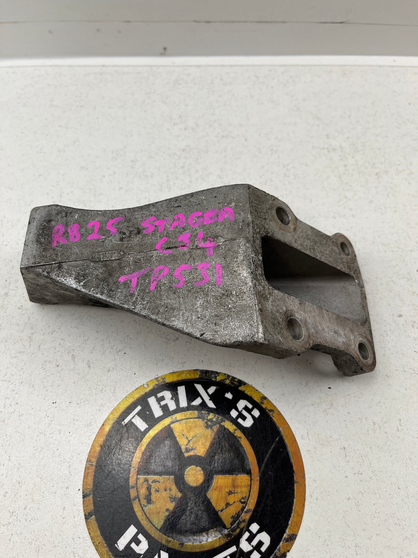 Standard Rb26 Engine Mount Bracket Passenger Side