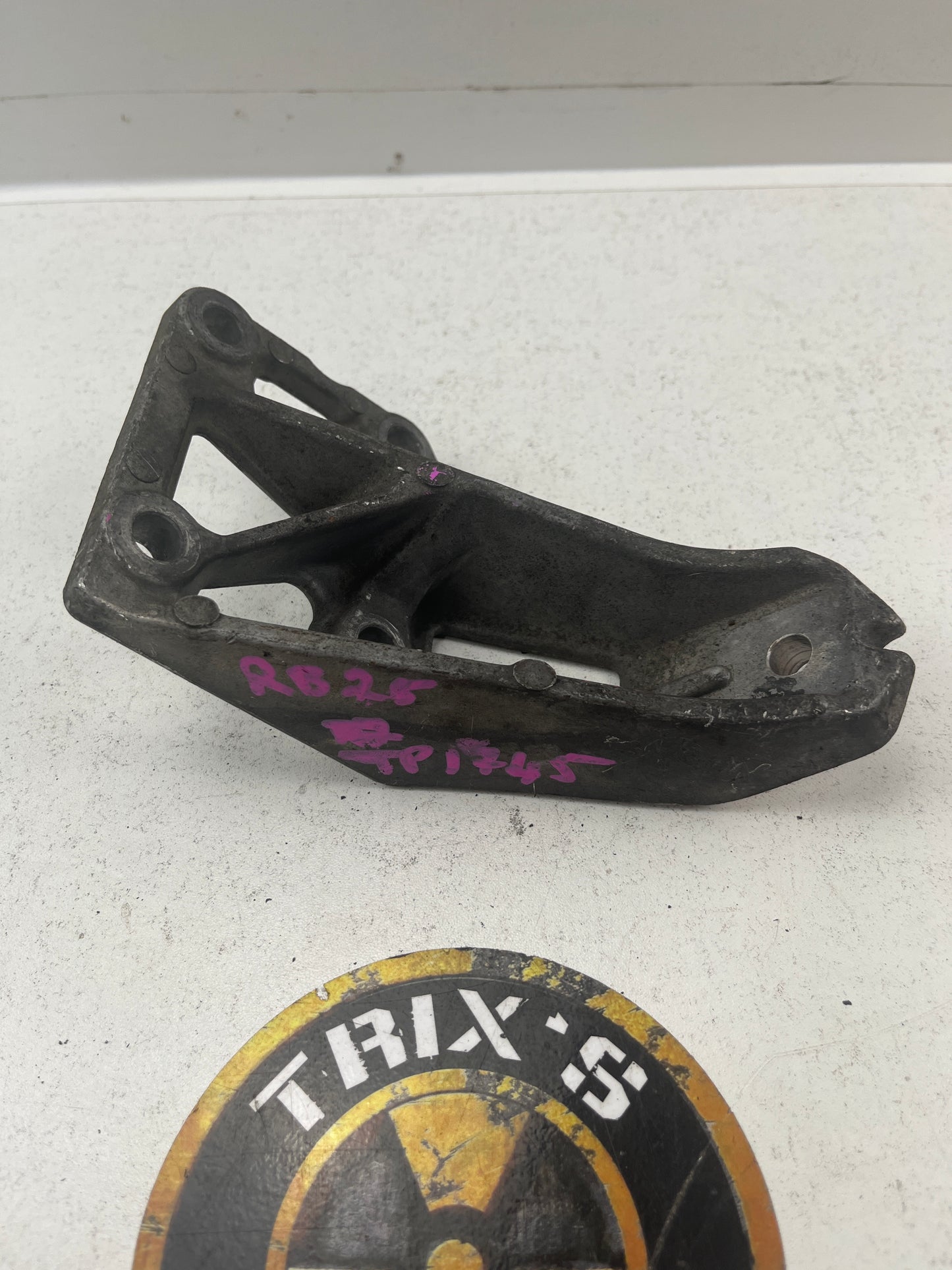 Alloy Rb25 Engine Mount Bracket Driver Side
