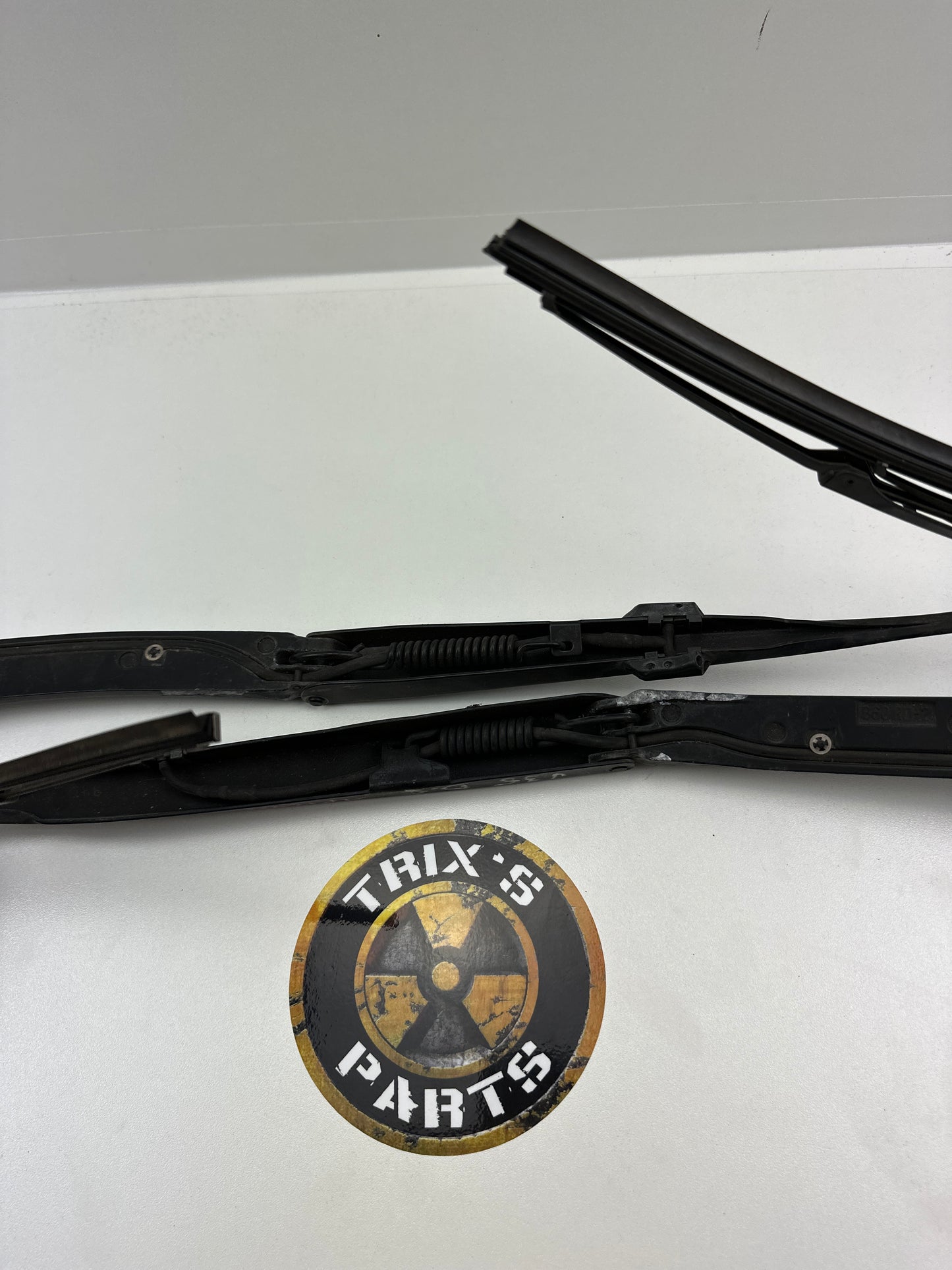 Windscreen Wiper Arms Pair, V35 Skyline