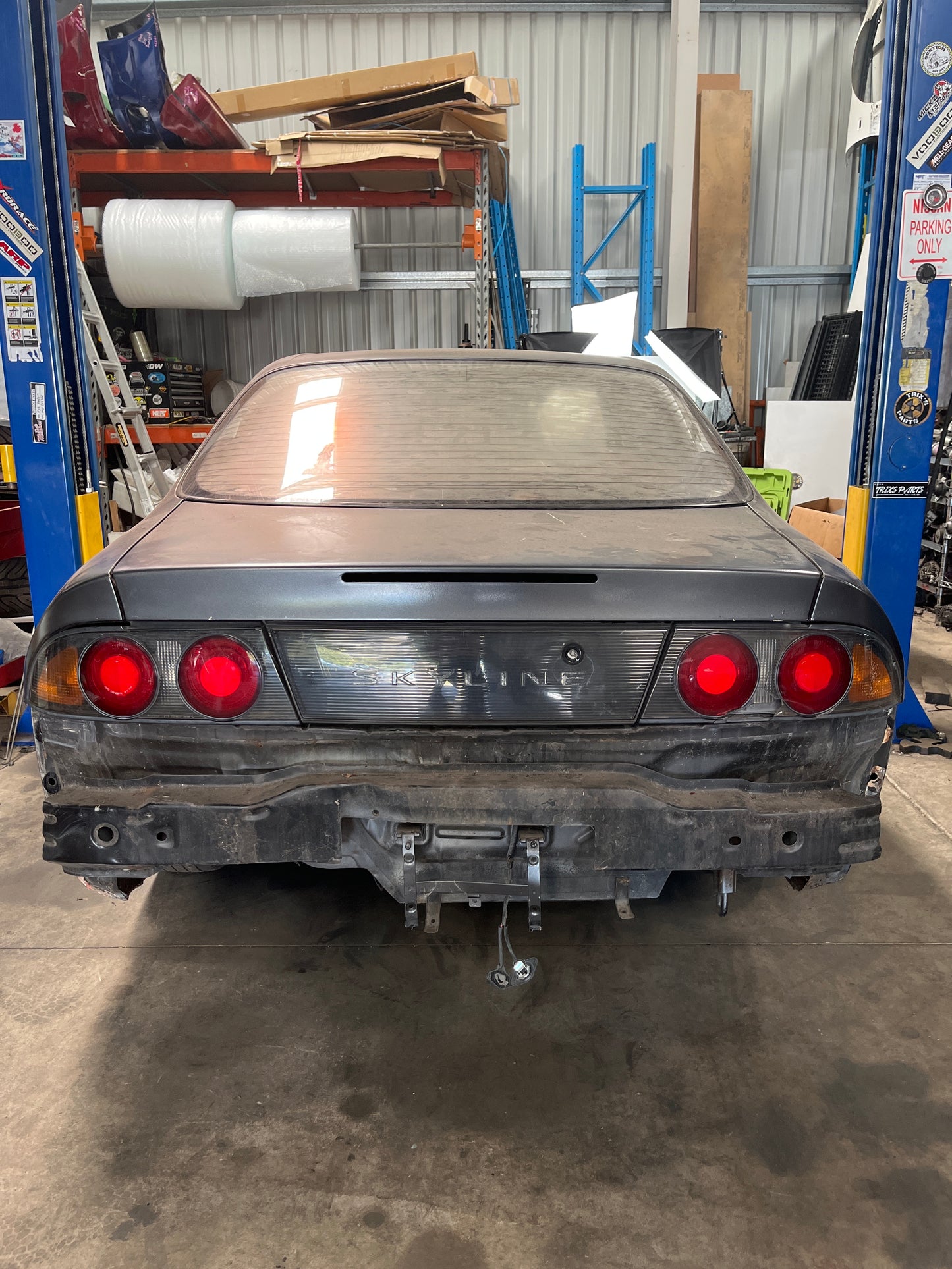 R33 Sedan Shell For Wrecking