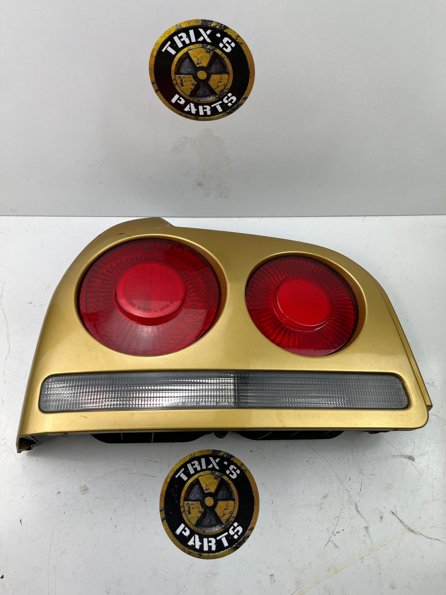Taillight Pair R34 Sedan