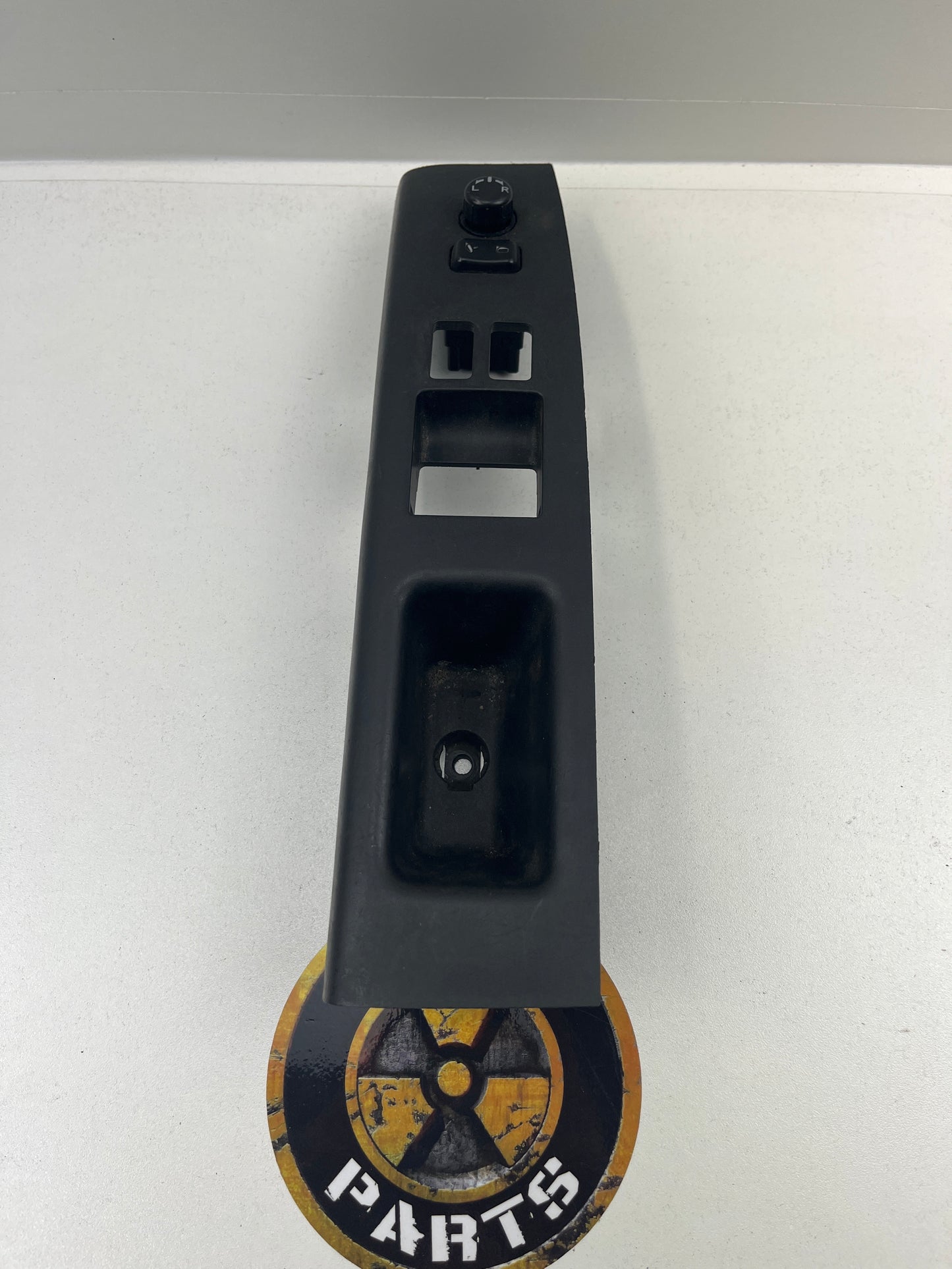 350Z RHD Drivers Window Switch Trim Only, With Mirror Switch, Driver Side, Grade B