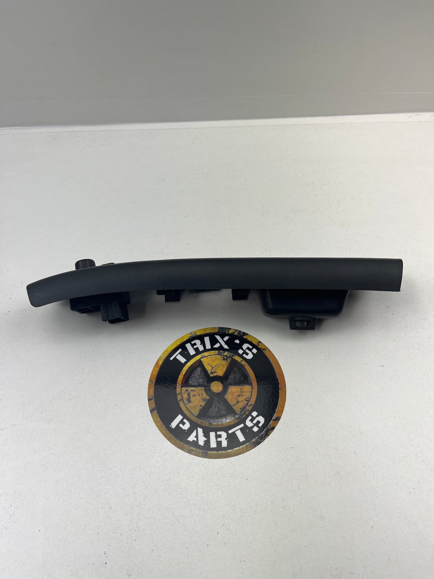 350Z RHD Drivers Window Switch Trim Only, With Mirror Switch, Driver Side, Grade B