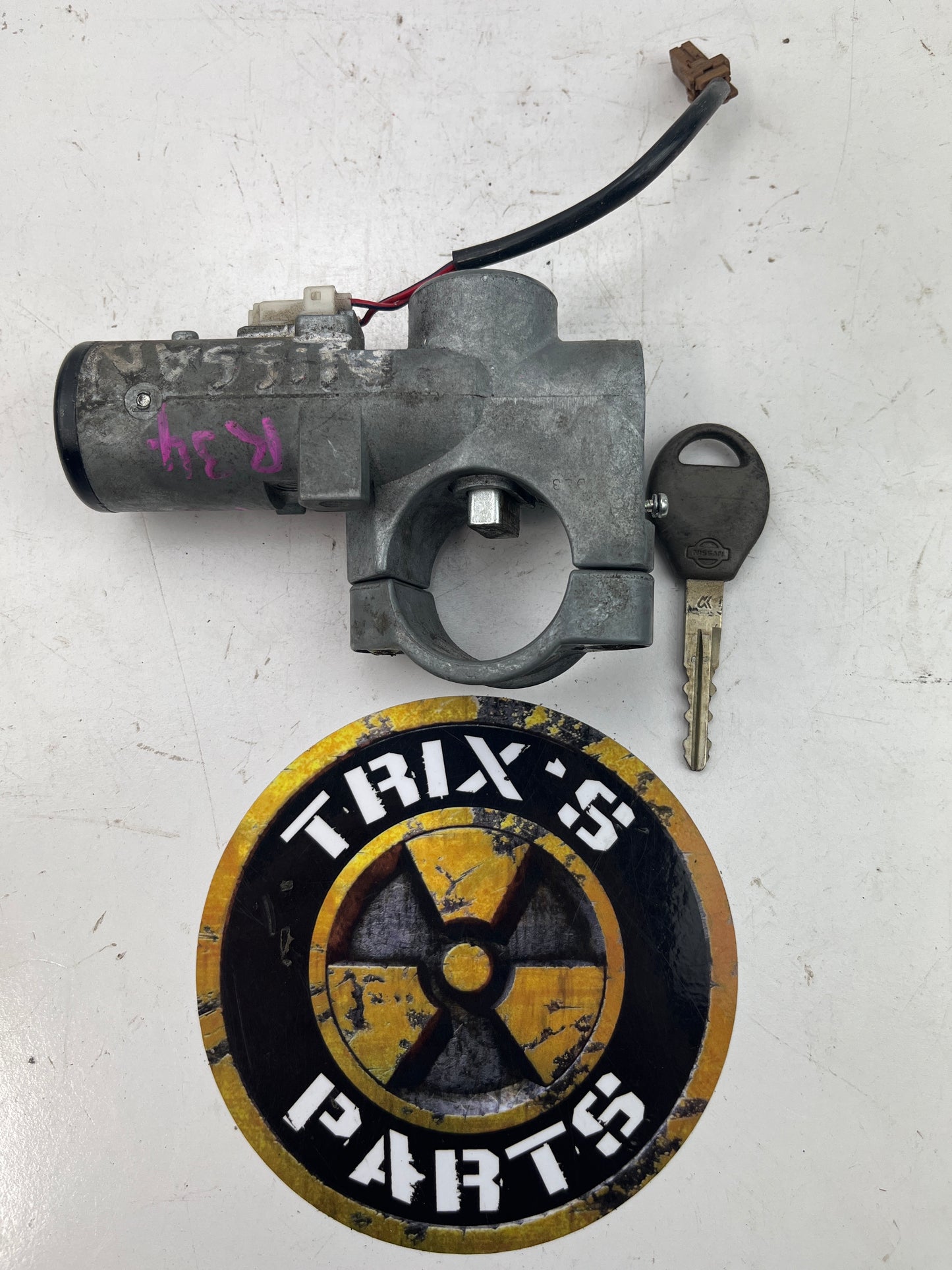Tr34 Remote Key Loading Ignition Barrel And Key, Missing Plug, R34 Skyline – Trix's Parts